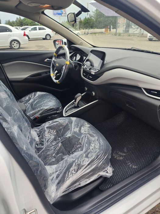 Onix Premier Plus 2024