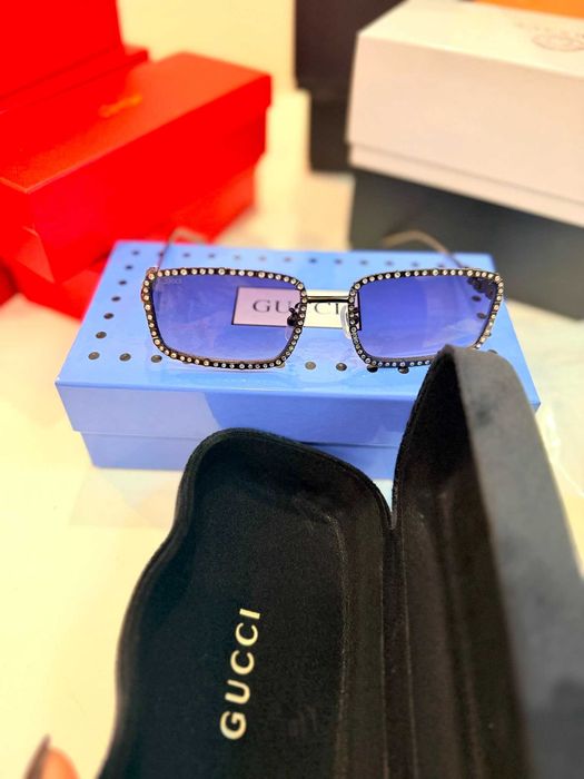 Ochelari de soare GUCCI negri noi cu eticheta