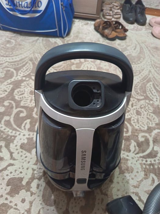 Пылесос самсунг продам