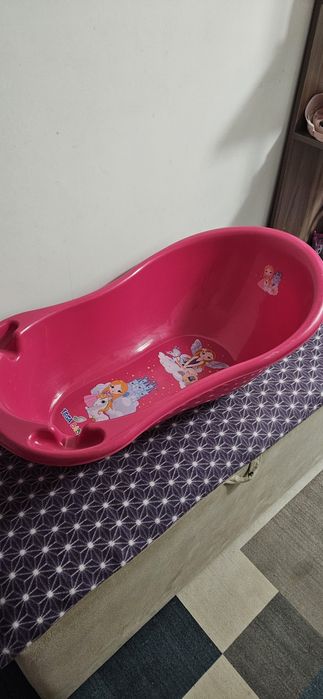 Детская ванночка для купания малышей