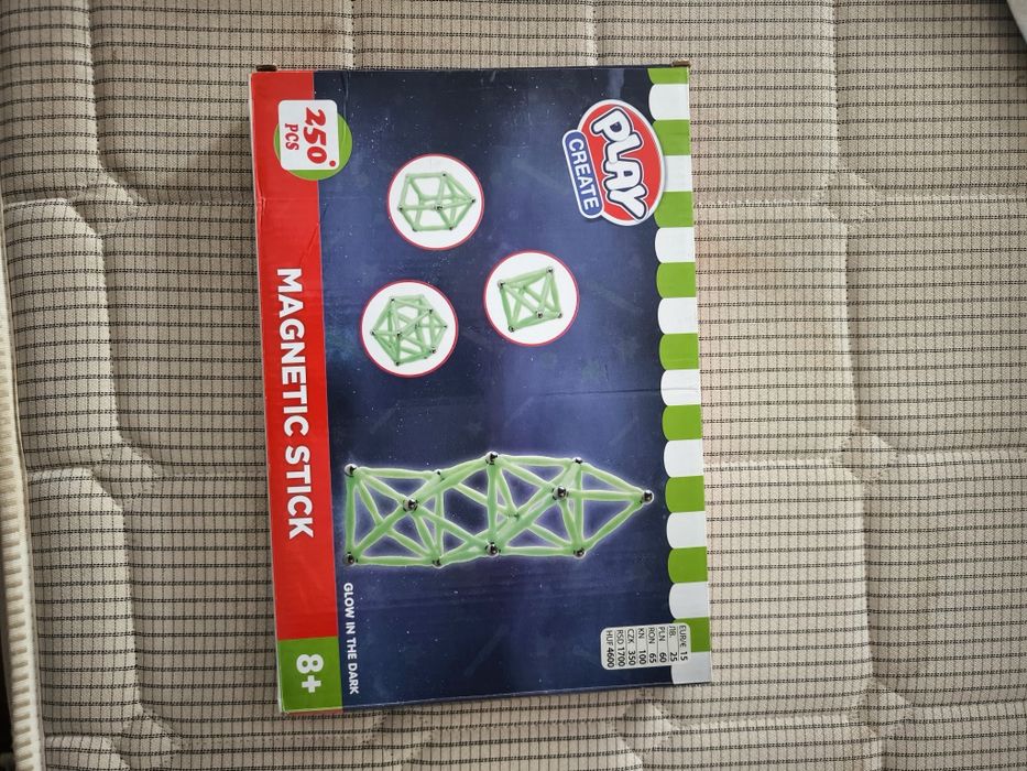 Joc magnetic 250 piese