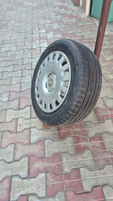 Vand 4 anvelope 205/55 r15 Dunlop vara