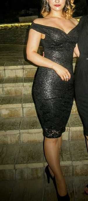 rochie neagra marimea  M / 38
