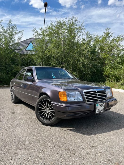 Mercedes benz w124