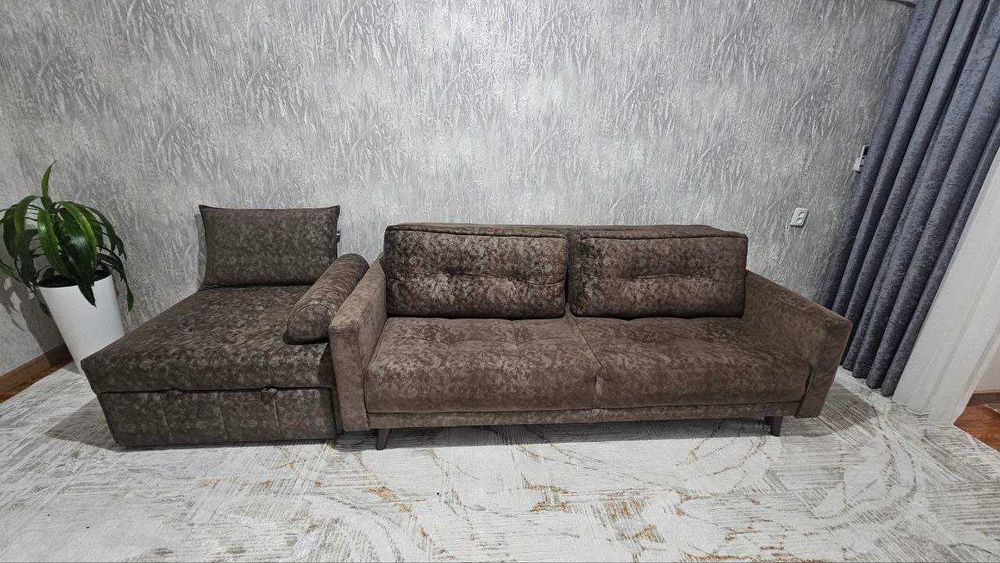 Продаю диван и пуфик. Новый