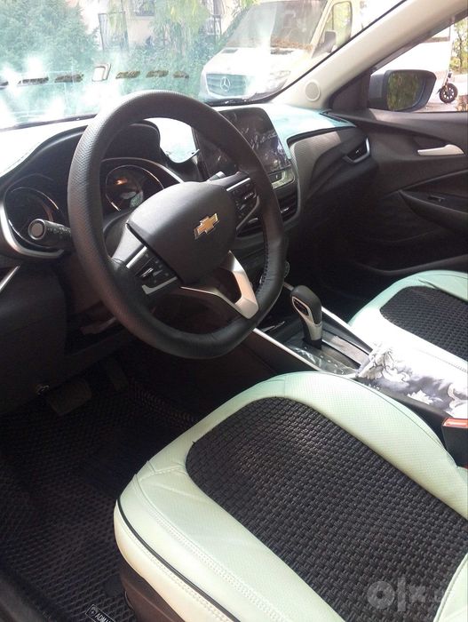 Chevrolet onix, kulrang satin steel gray met.