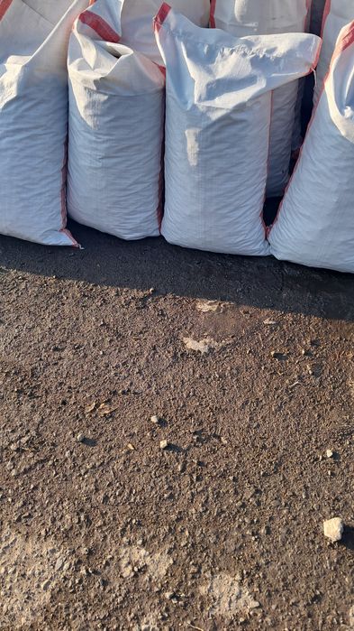 В продаже универсальный утеплитель керамзит