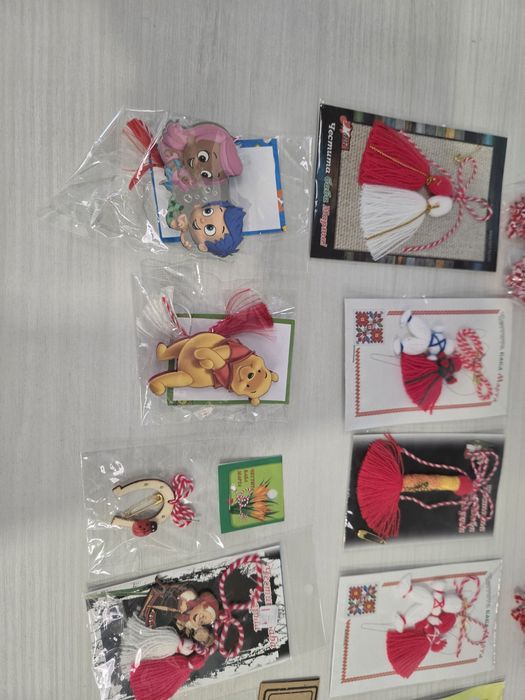 Лот мартенички за всички 8 лв