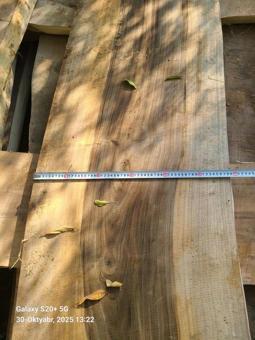 Yong‘oq taxta sotiladi