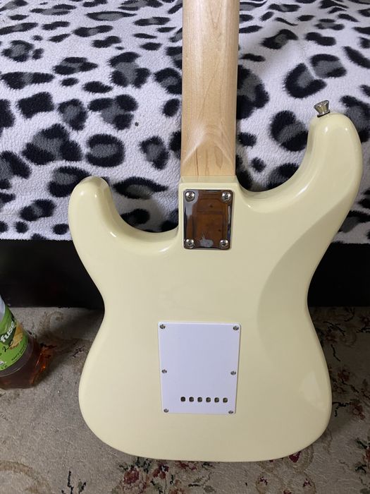 элеткро гитара Aria ssg 3