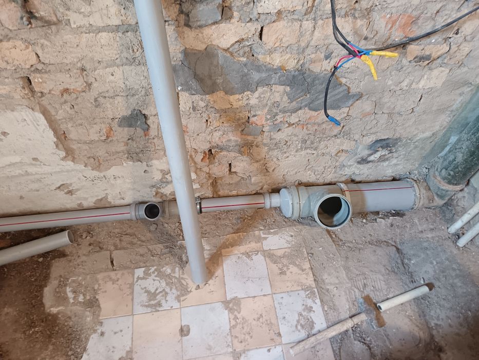 Сантехник Santexnika 24/7 xizmati ustanovka katyol kirmashina unitaz