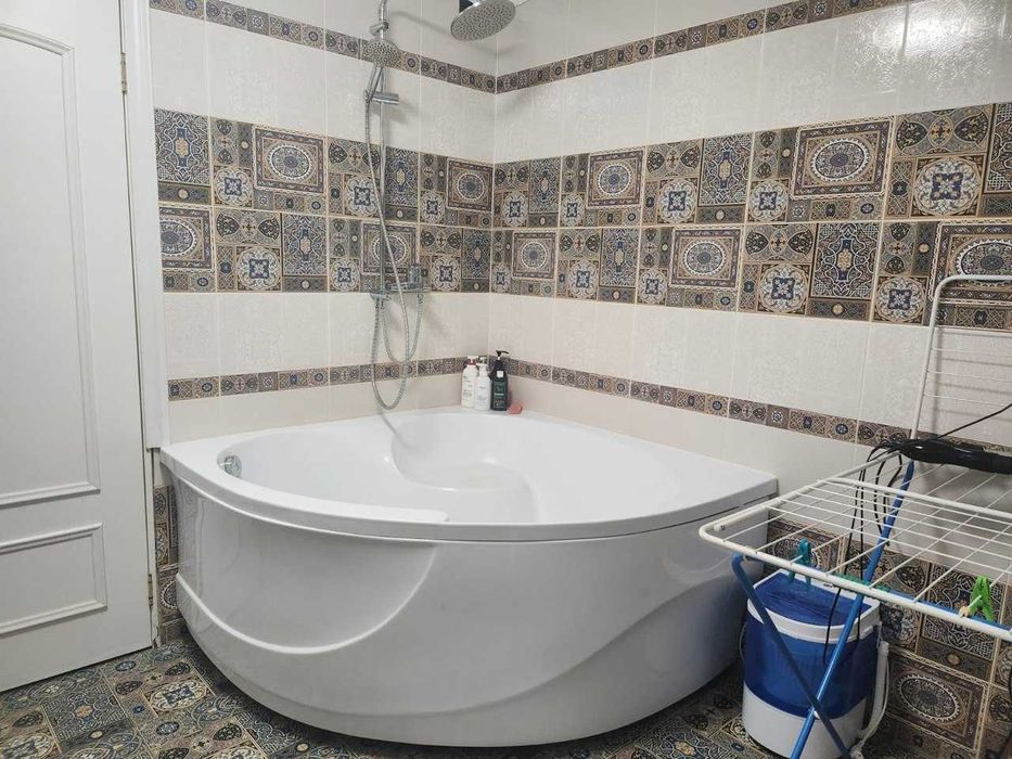 Продам особняк на Береке