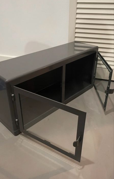 Cabinet sticla Ikea