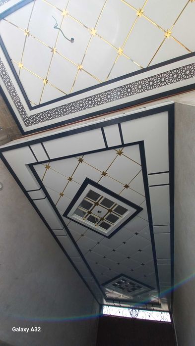 Tunikabond va Travertin