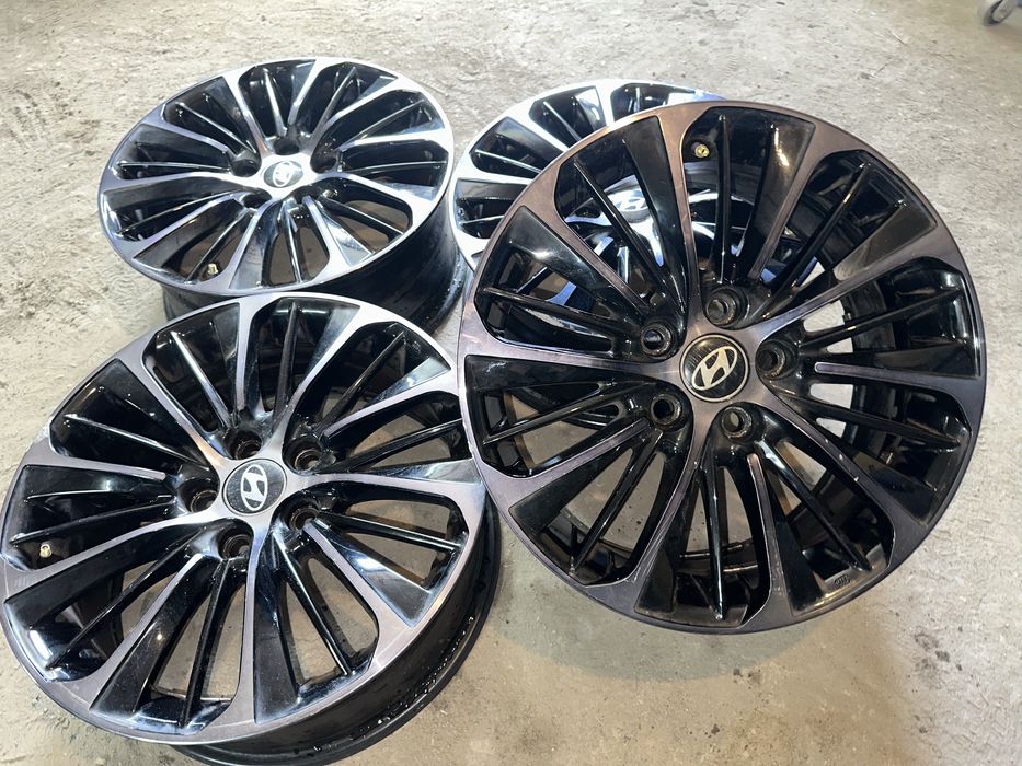 R17 PCD 5*114,3 Комплект легкосплавных дисков