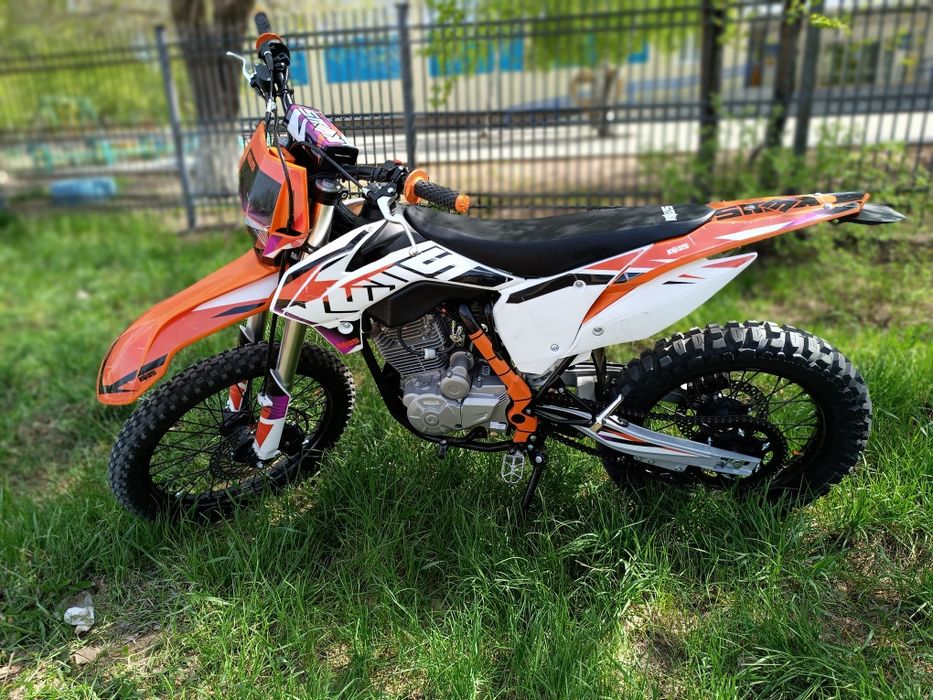 Эндуро мотоцикл KEWS K-10 PR 300.