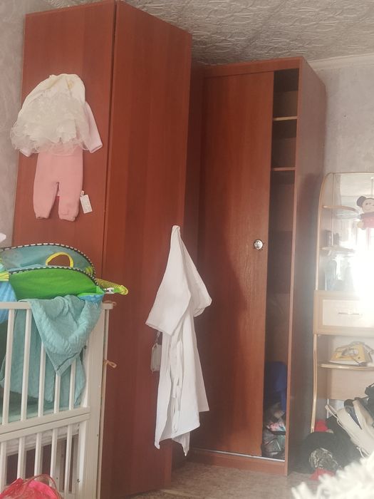 Шкаф угловой пол одежду