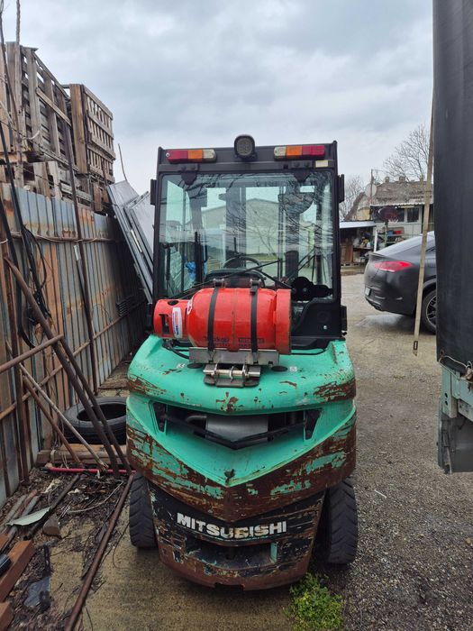 Мотокар газокар Мицубиши 2.5 тона motokar gazokar MITSUBISHI 2.5t