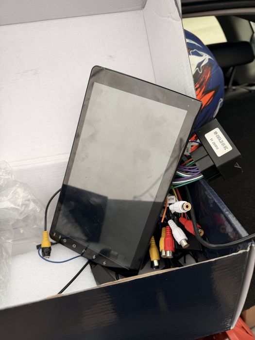 Navigatie VAG compatibila si cu alte modele