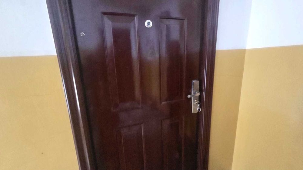 тристаен , обзаведен апартамент под наем