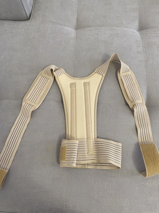 Корсет для выпрямления осанки