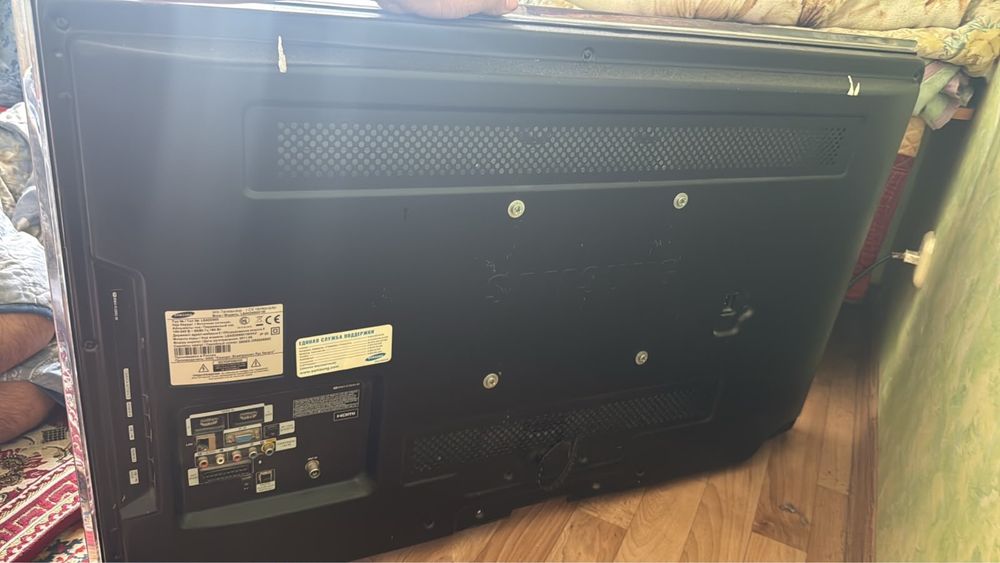 Продам телевизор Samsung LE40D550K1W