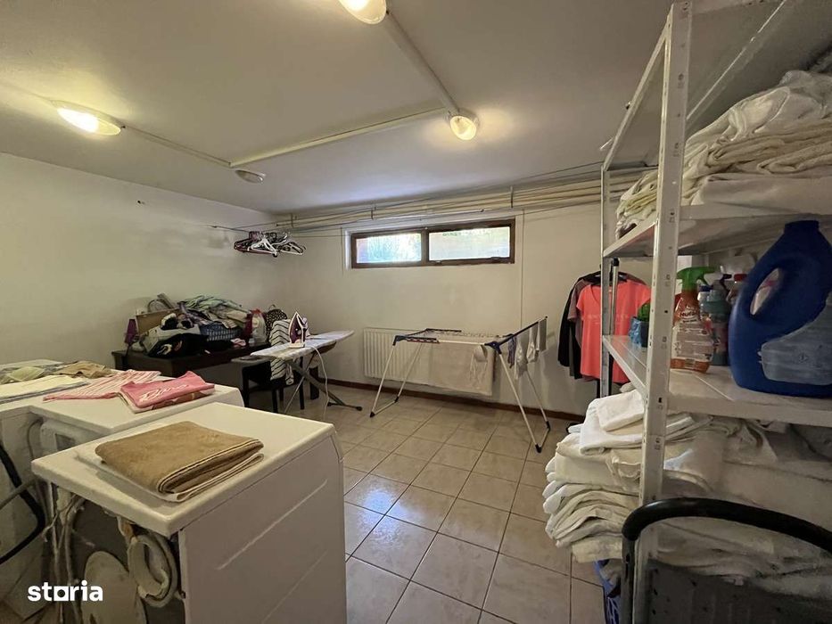 Vila 10 camere + / Valea Oltului / 620 mp utili / 2190 mp curte