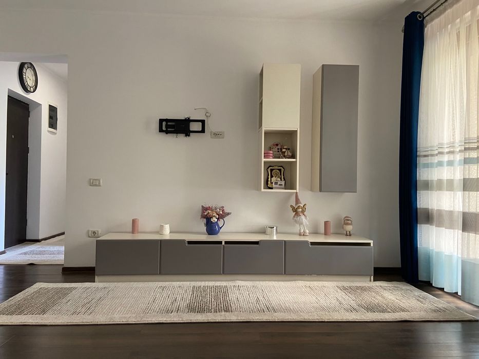 Închiriez apartament 2 camere/prima închiriere/bloc nou