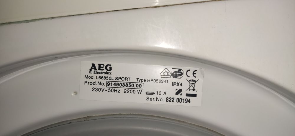 Пералня AEG, с теч