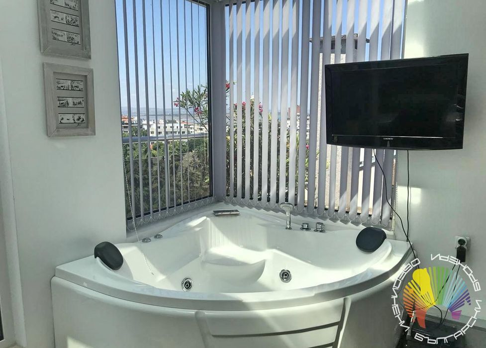 Дава се под наем Едностаен апартамент в Бургас, Лазур - 47 кв.м за 382.5 € - Снимка #3