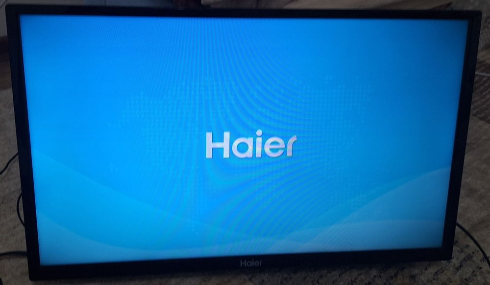 телевизор сатылады смарт емес.