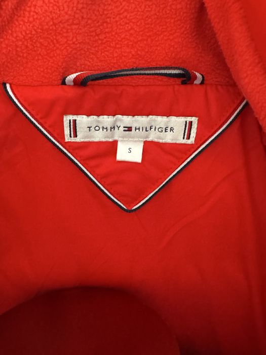 Geaca Tommy Hilfiger puf si pene marime S