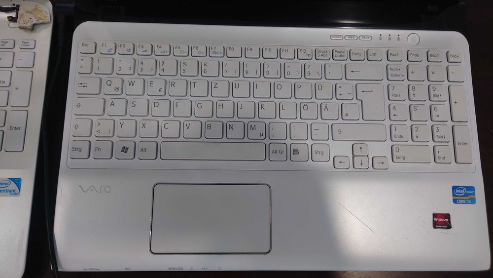 [ БАРТЕР > SONY Vaio SVE / SONY Vaio SVF / 2 Броя работещи лаптопи