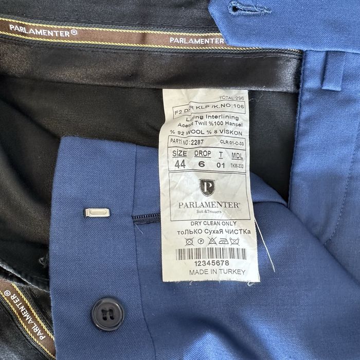 Продам мужской костюм