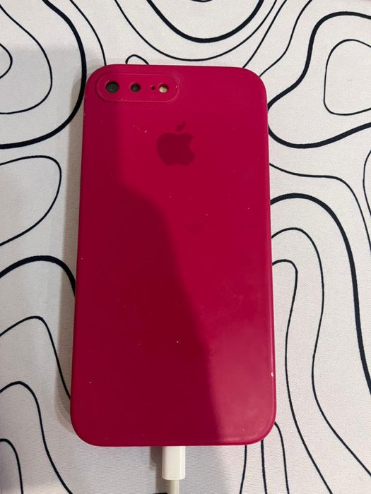 Продам Iphone 7+ в идеальном состояние