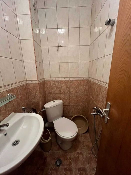 Продава се Тристаен апартамент в Търговище, Център - 85 кв.м за 1410 €/кв.м - Снимка #5
