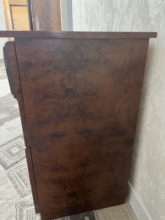 Продам прихожую и комод