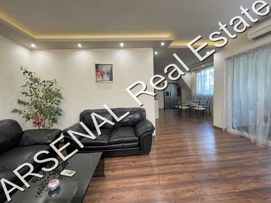 Дава се под наем Тристаен апартамент в София, Лозенец - 135 кв.м за 700 € - Снимка #3