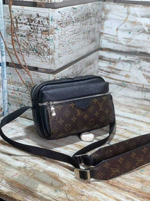 Последни! Луксозни чанти Louis Vuitton, няколко налични модела.