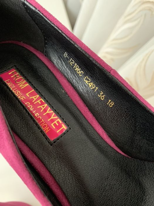 Туфли женские.