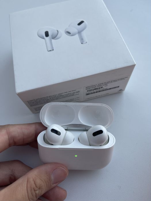 Продам оригинал Apple airpods PRO