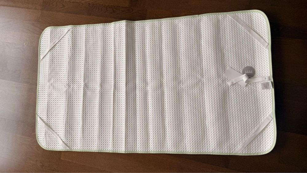 Непромакаемый наматрасник