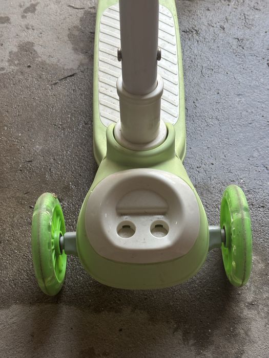 Продаю детский самокат