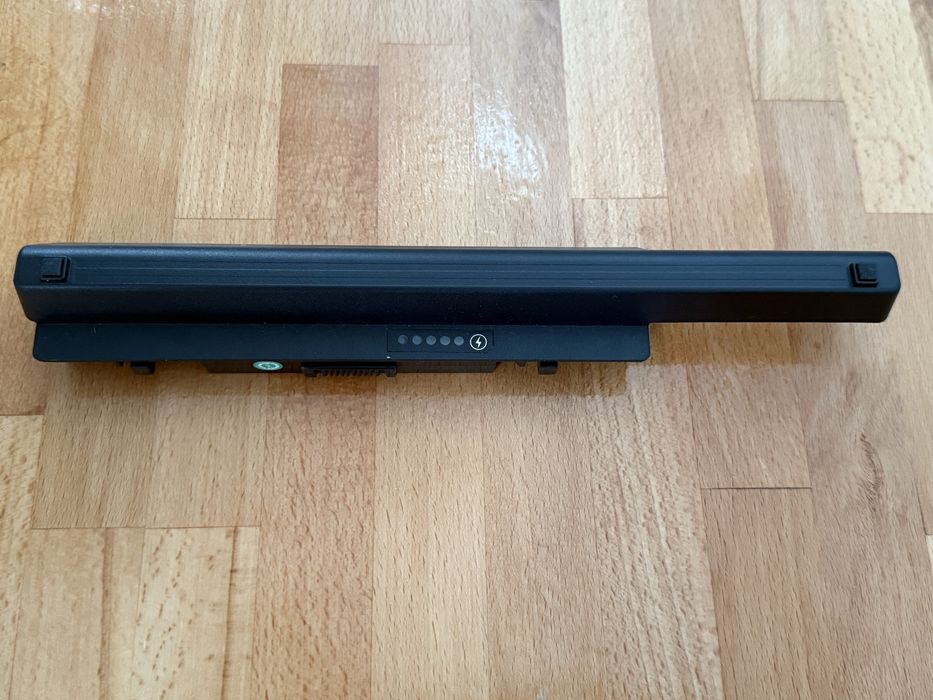 Acumulator Baterie Dell 1735 Model Laptop