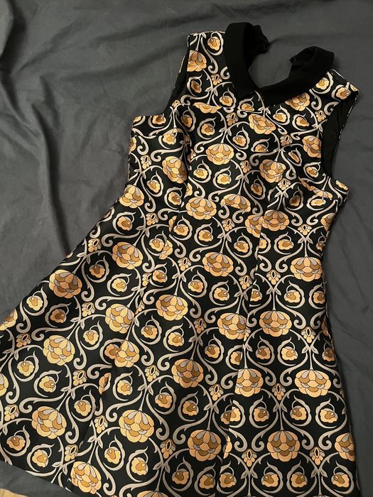 Платье Topshop (размер 40)