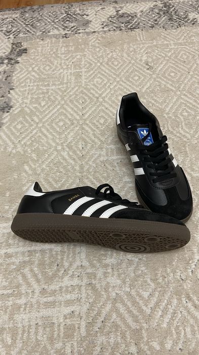 Кроссовки adidas samba