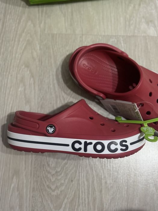 Продаю классные и удобные кроксы