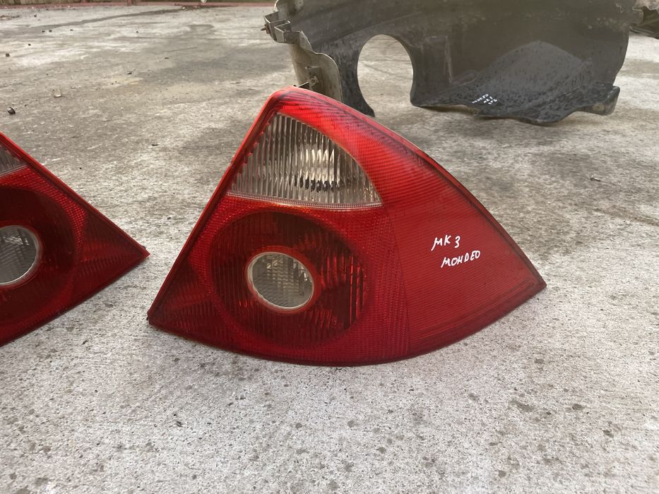 Stop / lampa / tripla stanga / dreapta spate Ford Mondeo mk3 hatchback