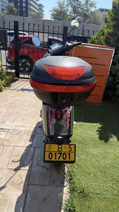 Scuter electric Super Soco Cux
