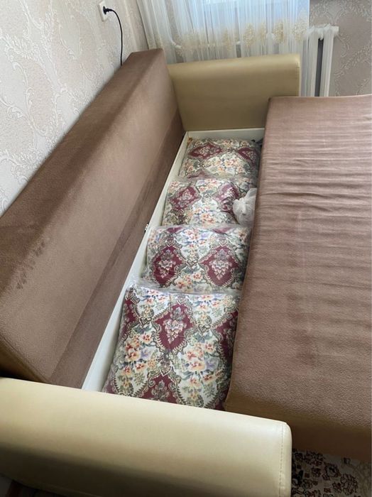 ДИВАН сатылады, таза, сынбаган жырылмаган